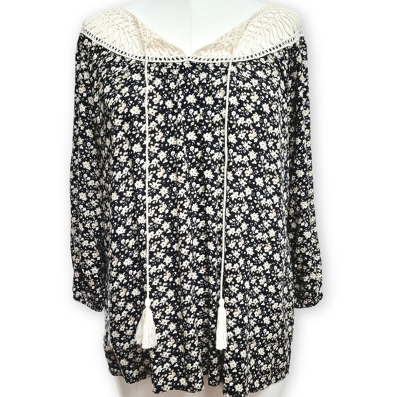 Luxe Apothetique Boho Floral Crochet Collar Tie Top S - Picture 4 of 10
